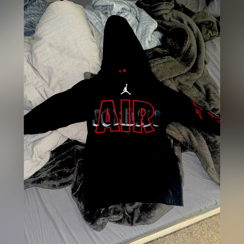 Boys Jordan sweatshirt